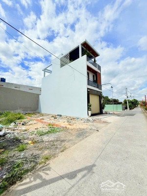 ngộp đất 62m2 mt rạch tx24- tô ngọc vân q12, full tc, sổ riêng, đường thông tứ hướng, gần chợ tx