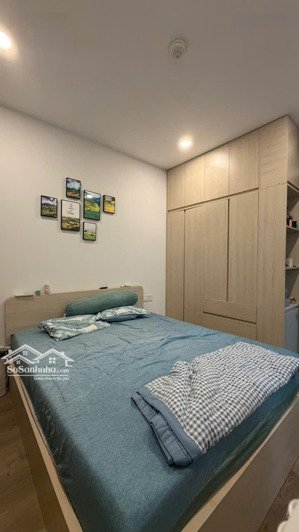 nhà đẹp vào liền 2pn2wc đầy đủ nội thất giá chỉ 15 triệu xem nhà 24/7 liên hệ 