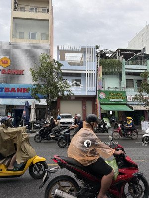 chính chủ gửi cho thuê nhà góc 2 mặt tiền 34a hậu giang, p2, q6, 5.5x18m, trệt 2 lầu, 