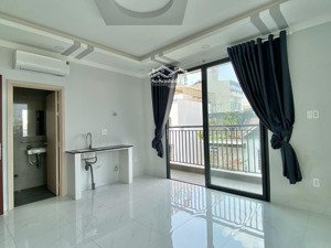 cho thuê phòng studio ban công ngay go dĩ an