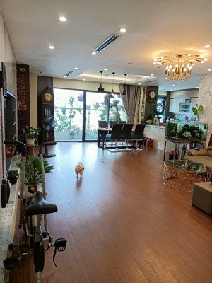 tôi cần bán chung cư kđt văn khê căn góc 120m2, 3 ngủ, 2 vs chỉ 5.x tỷ