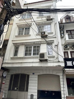 kinh doanh, ô tô tránh né, thông tứ tung, mặt tiền quyền lực