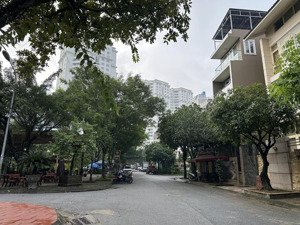 cực hiếm bt đẳng cấp kđt đại kim gần sân chơi trước nhà cực thoáng 110m 42.9 tỷ