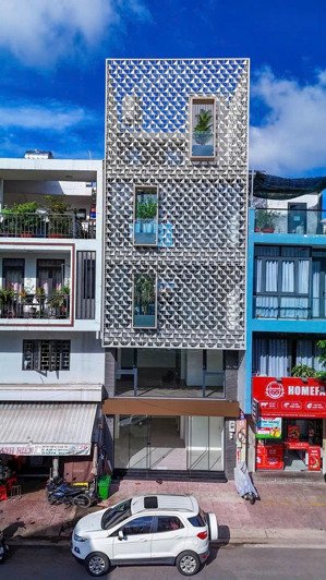 chính cho thuê nhà phố liền kề nằm ngay trục đường lớn nguyễn văn hưởng, q2 giá chỉ 80 triệu