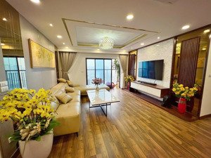 em bán căn 4 phòng ngủ 139m2 thiết kế nội thất như ảnh tại goldmark city