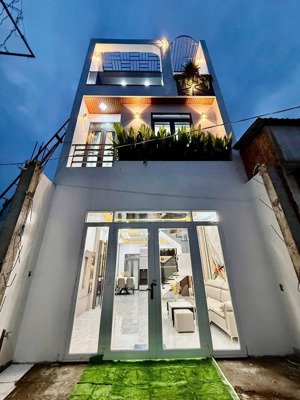 bán gấp nhà riêng 60m2 tại huỳnh tấn phát, nhà bè, 5,5 tỷ tl cách phú mỹ hưng chỉ 5phút xe