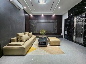 siêu hiếm,bán gấp nhà ngọc thuỵ,50m, 6 tầng thang máy,ô tô đỗ cổng,,full nt.giá đầu tư hơn 8 tỷ