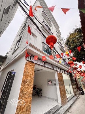 hiếm - nhà tây tựu 38m2 5,1m mt 5 tầng lô góc - ô tô qua - 3 bãi đỗ xe gần nhà chỉ 5,x tỷ