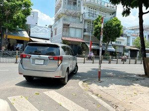 bán nhà hxh lũy bán bích tân phú, sát mt, 123 m², 3 tầng, 9 pn, gần bv ngoại thần kinh chỉ 13.8 tỷ.