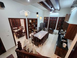 bán nhà võ thị sáu -phân lô -gara oto - 3 mặt thoáng - 2 mặt ngõ - gần hồ - 110m2 - 3t-29.79 tỷ