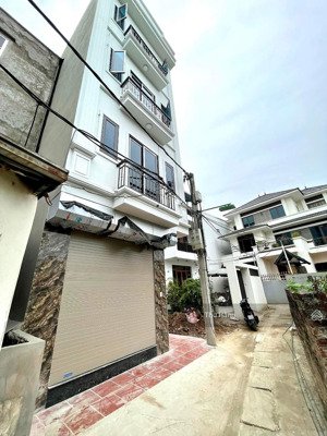 nhà đẹp thuỵ phương 5 tầng 34m2, 4m mt lô góc - ô tô tránh - 10 phút ra cầu giấy chỉ 6,x tỷ