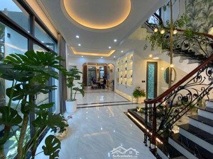 bán gấp liền kề văn phú 90m2 thang máy full nội thất kinh doanh nhỉnh 2x tỷ.