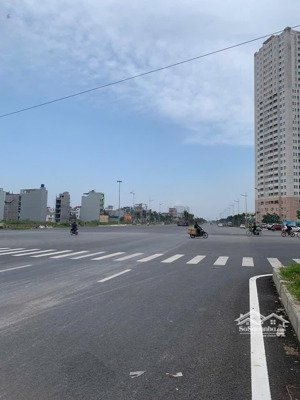 mình cần bán đất lại yên vân canh diện tích 87,8m2 ô tô đỗ đất mặt tiền knh doanh giá 74tr/m2