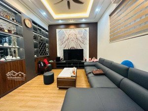 . bán nhà phố thái thịnh đống đa sát phố, lô góc 2 thoáng 39m, ngõ 3.6m thông, 6 tầng,full nội that