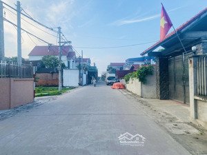 rẻ nhất xã sóc sơn - 160m2 - nhỉnh 2 tỷ - đường thông ô tô - bìa làng