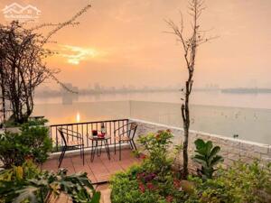 Tòa Apartment Mặt Phố Yên Hoa 10 Tầng View Hồ Tây 256M2 148 Tỷ Dòng Tiền Đỉnh