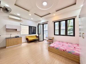 căn hộ balcon cửa sổ thoáng xanh, siêu rộng ngay phan xích long -phùng văn cung -ngã tư phú nhuận