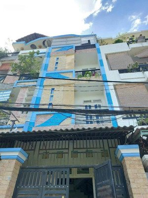 chính chủ rao bán nhà lê văn sỹ, 4 tỷ, hẻm 4m cách mặt tiền 20 bước. full nội thất 1 trệt 2 lầu.