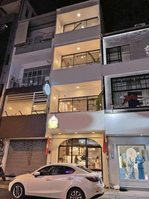 cho thuê nhà mặt tiền ngang 5m - lê văn sỹ, quận 3