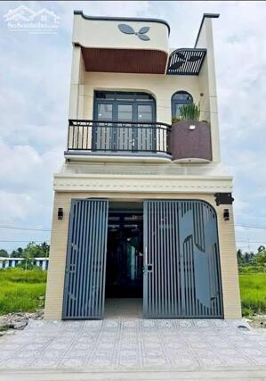 Bán nhanh nhà lầu nằm trong khu dân cư gần ngay trạm thu phí Bửu Long