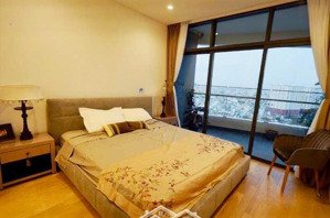 chính chủ cần bán căn hộ cc ngô tất tố, diện tích: 76m2, 2 phòng ngủ, giá: 4 tỷ, sổ hồng