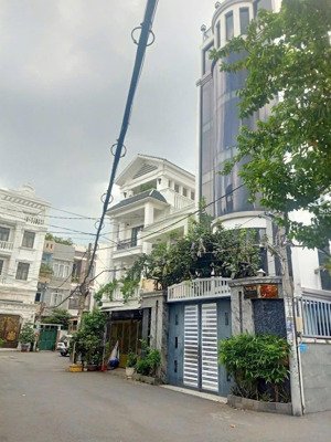 bán toà nhà building 6tầng sân thượng nguyễn thái sơn p.4 gò vấp,dòng tiền hiện hữu