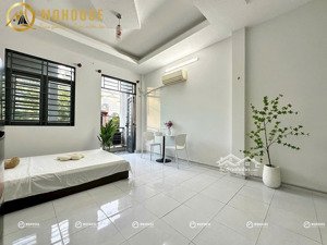 phòng duy nhất ban công thang máy full nội thất ở liền cộng hòa ngay etown