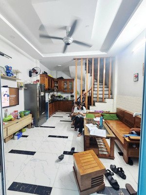 hot! nhà đẹp kim mã, trung tâm gần lăng bác, 50m mặt phố, ngõ ba gác thông tứ tung, dân xây 32m2*5t