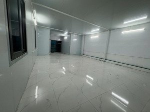 cần cho thuê gấp sàn văn phòng tại phố mễ trì hạ dt 70m2 giá cực rẻ chỉ 12tr/th. lh 