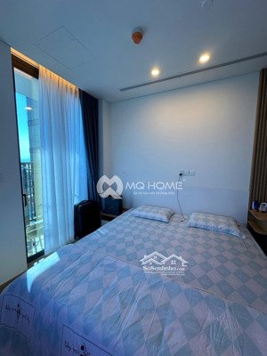 chính chủ gửi bán căn góc toà sam tower- 2 pn- view pháo hoa