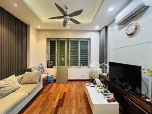 chính chủ cần bán nhà 35m2 - tô hiệu phân lô cán bộ ô tô tránh