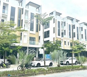 chính chủ bán nhà b1.4 lk 28 ô 02 dt 100m2 giá bán nhỉnh 10 tỷ. lh 