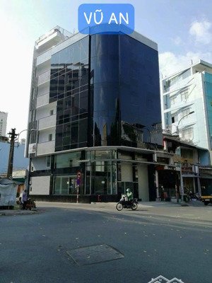 góc 2mt trần quốc toản quận 3 dt 10x16m 4 lầu giá thuê 320 triệu