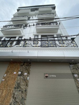 căn góc-2 thoáng 34m2 4 tầng- ô tô đỗ cửa tiện ích bạt ngàn. gần trường đại học