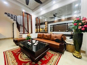 bán nhà võ chí công - tây hồ, 53m 6 tầng, giá 13.5 tỷ, cách 2 nhà ra oto tránh, gần hồ tây