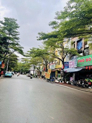 trục kinh doanh đỉnh nhất kđt văn khê -- hàng đỉnh đầu tư -- đang cho thuê 30 triệu