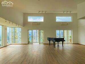 Bán hoặc cho thuê Penthouse tại River Garden Thảo Điền view đẹp gồm 4 phòng ngủ có diện tích 330m2