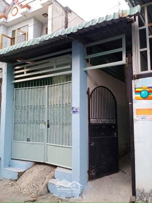 nhà chính chủ gủi cần bán gấp thuộc phường tân chánh hiệp q12 dt: 4 x 16,5m giá: 3ty250tr