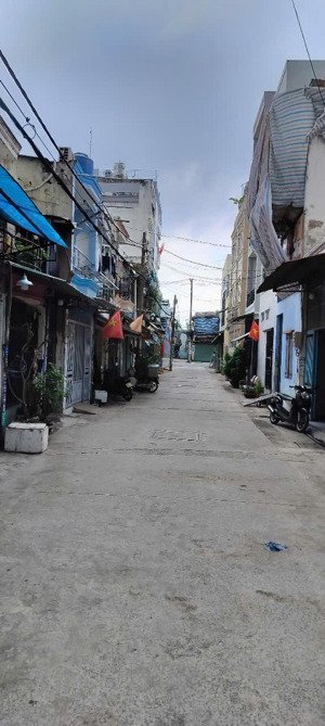 bán nhà gần lê trọng tấn phạm đăng giảng bình hưng hoà