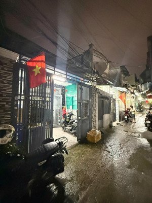 cho thuê 1 trệt 1 lầu nguyên căn 4x15 = 60m2 giá 10tr/tháng nguyễn súy, tân phú