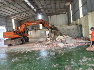 cho thuê kho xưởng tại khu cn tiên sơn- bắc ninh. diện tích 530m2 , trần cao 11m