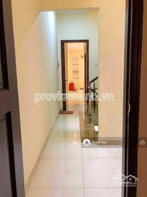 cần bán nhà phố quận 1, gần đường bùi thị xuân, 4x21m đất, 2 tầng, 4pn, 26 tỷ