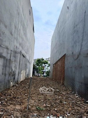 chủ cần bán lô đất đường lê văn hiến ngũ hành sơn đà nẵng.