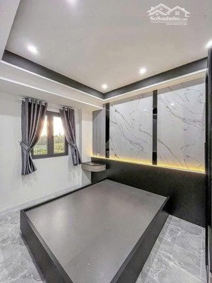 cần bán gấp nhà 1 trệt 1 lầu, gần chợ bà lát, giá 1ty350tr, dt 100m2, đang cho thuê 23 tr/tháng