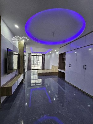 bán nhà phố trạm 50mx6t thang máy full nội thất hơn 10 tỷ