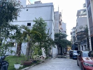 bán nhà phân lô gia thụy nguyễn sơn long biên nhà mới, thang máy, full nội thất chỉ hơn 13 tỷ