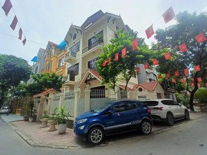 bán bt tại thiên hiền, mỹ đình 1, nam từ liêm, hà nội, 40,8 tỷ, 143m2 giá ưu đãi