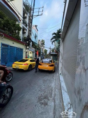 bán nhà đẹp mới 3 tầng, hẻm xe tải,lạc long quân,p8,tân bình,diện tích 50 m2,giá nhỉnh 8 tỷ