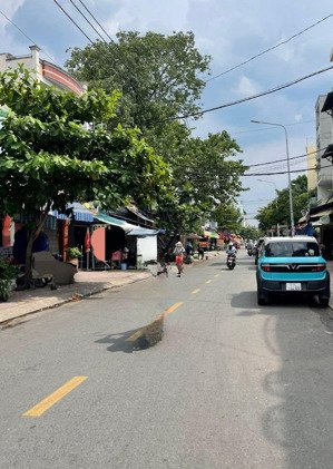 quận 8 - mặt tiền bông sao - kinh doanh sầm uất - chỉ một căn duy nhất .