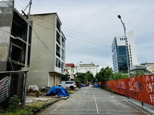 915. cần bán lô đất tđc sau cục thuế hải an - đằng hải - hải an . diện tích 78m ngang 5.2m .